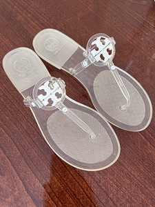 Tory burch (1 фото из 4)