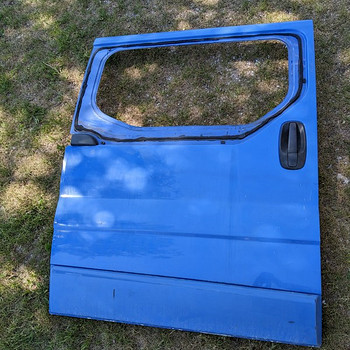 Сдвижная дверь Renault Trafic
