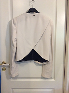 Новый жакет Guess Los Angeles s.L (9 фото из 10)