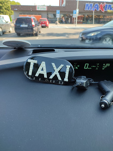 Taxi (1 foto / 1)