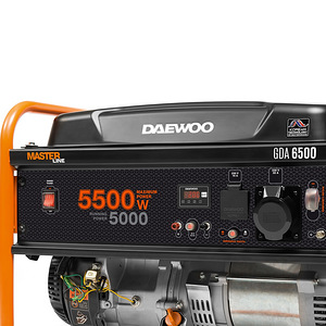 Электрогенератор/бензиновый генератор Daewoo GDA 6500 (3 фото из 10)