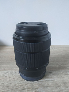 Продаю Sony FE 28-70mm f/3.5-5.6 (2 фото из 2)
