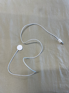 MÜÜA! Apple watch laadija (2 foto / 2)