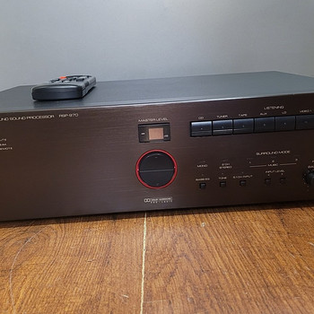 Rotel RSP-970 eelvõimendi