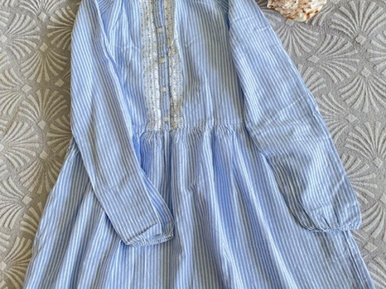 Хлопковые-льняные платья Zara, размер 140