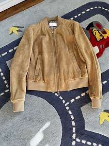 Hugo Boss bomber (1 фото из 2)