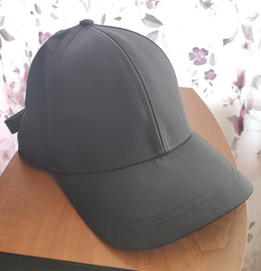 'Superdry' cap (new with tags) (1 foto / 3)