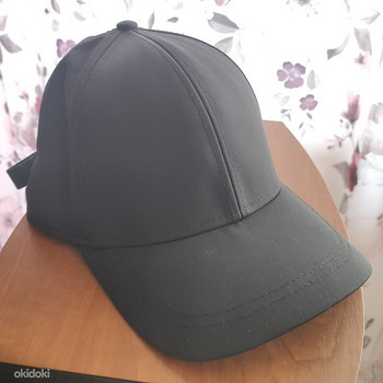 'Superdry' cap (new with tags)