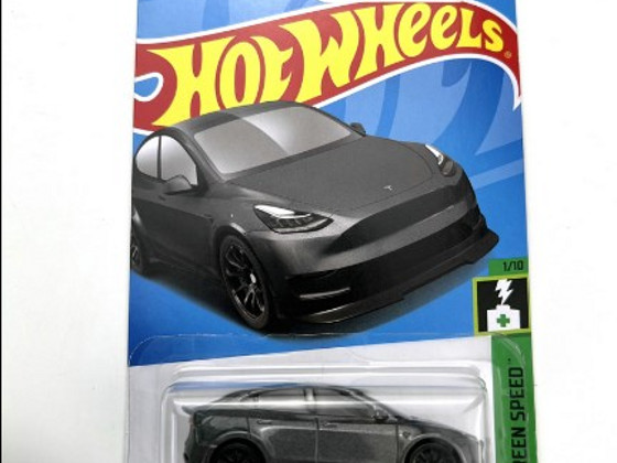 Тесла модель 2022 года (hot wheels)