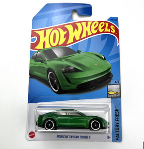 Porsche taycan turbo s (hot wheels) (1 foto / 1)