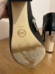 Ботинки Michael Kors (3 фото из 5)