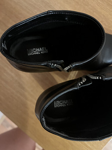 Ботинки Michael Kors (5 фото из 5)