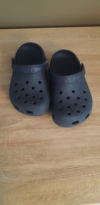 Crocsid 13 (s31-32) (1 foto / 3)