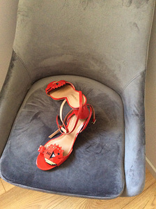 Emporio Armani sandaalid (2 foto / 7)