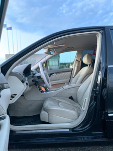 Mercedes-Benz E 350 3.5 200kW (8 фото из 11)
