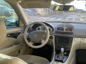 Mercedes-Benz E 350 3.5 200kW (7 фото из 11)
