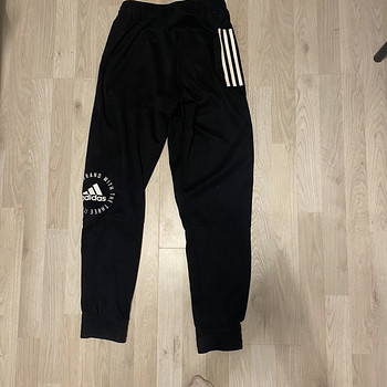 Adidas püksid S suurus