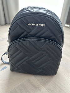 Рюкзак Michael Kors (3 фото из 4)