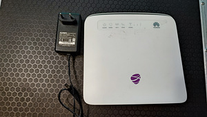 4G роутер Хуавей E5186 (3 фото из 3)