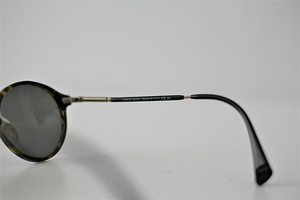 Giorgio Armani päikeseprillid (4 foto / 7)