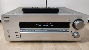 AV Receiver (9 foto / 10)