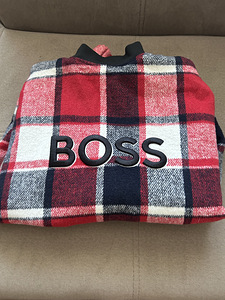 Hugo Boss (2 foto / 5)