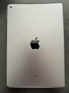 iPad 8 поколения 10,2 дюйма, 32 ГБ, A2270, серебристый (2 фото из 2)
