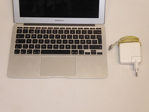 MacBook Air 11 Early 2015 + laadija (4 foto / 5)