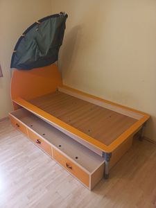 Müüa kasutatud lastemööbli komplekt (2 foto / 10)