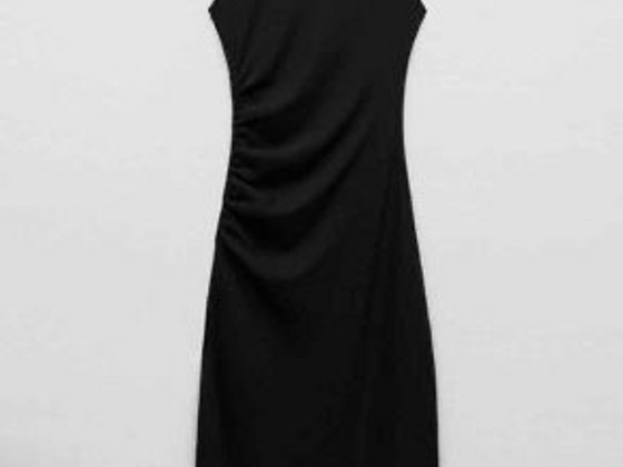 Черное платье Zara, размер XS