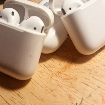 Airpods