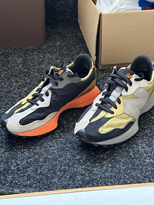 Кроссовки New Balance (1 фото из 4)