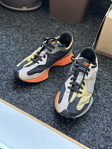 Кроссовки New Balance (3 фото из 4)