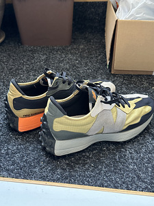 Кроссовки New Balance (4 фото из 4)
