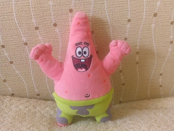 Продаю игрушку патрик