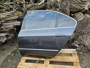 Peugeot 607 vasak ja parem tagauks (1 foto / 6)