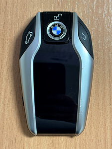 Дисплей ключ BMW G-series (3 фото из 10)