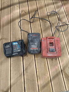 Laadimine makita hilti bosch (1 foto / 1)