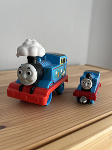 Паровозики Thomas 2 шт. (1 фото из 2)