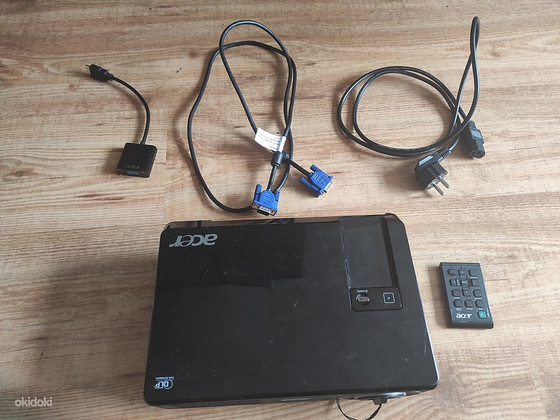 Продам Acer X1160