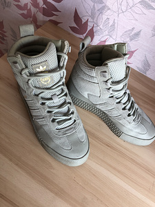 Кроссовки Adidas Samba (1 фото из 3)