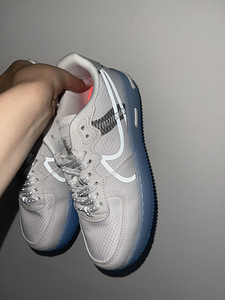 NIKE AIR FORCE 1 REACT LIGHT BONE (2 foto / 4)