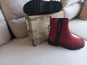 Uued naiste saapad SPROX 39 suurus (burgundia) 15 € (2 foto / 3)