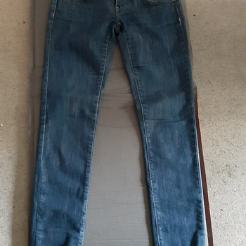 Calvin Klein teksad