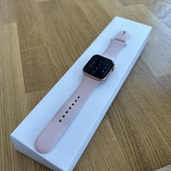 Apple Watch Series 6, 44 мм
