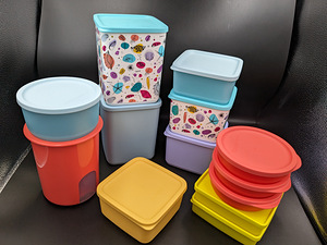 Tupperware коробки, миски и другие продукты, немедленно дост (1 фото из 3)