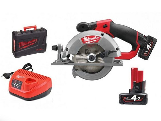 Аккумуляторная дисковая пила Milwaukee M12 CCS44-402C