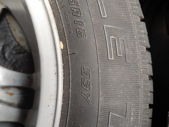 Müüa ratas + rehv Goodyear eagle Touring 215x55xR16