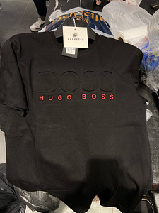 Hugo bossi t-särk (1 foto / 2)
