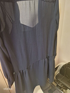 Платье Tommy Hilfiger размера S/M (2 фото из 3)